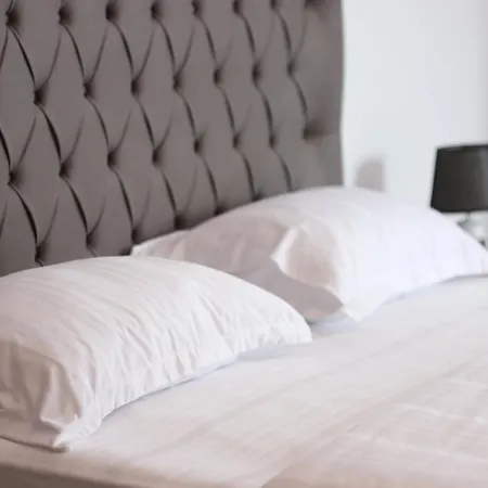 招待所 Ijon 培拉特