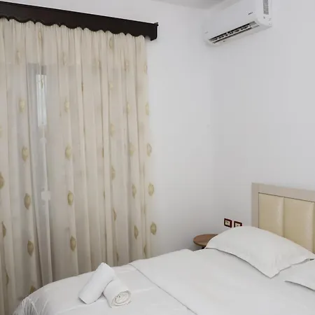 Ijon 招待所 培拉特