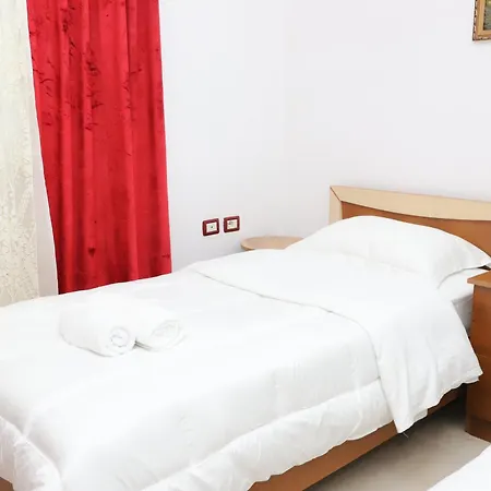 Ijon 招待所 培拉特