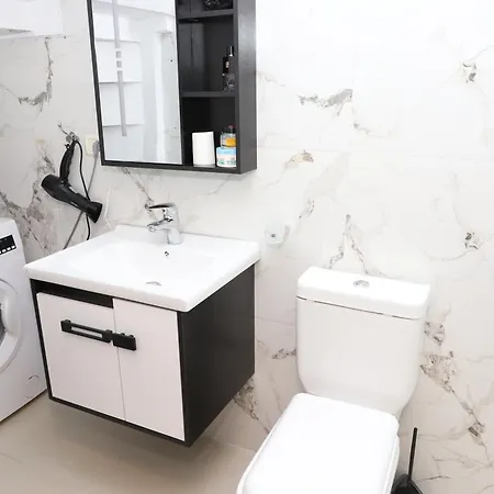 招待所 Ijon 培拉特